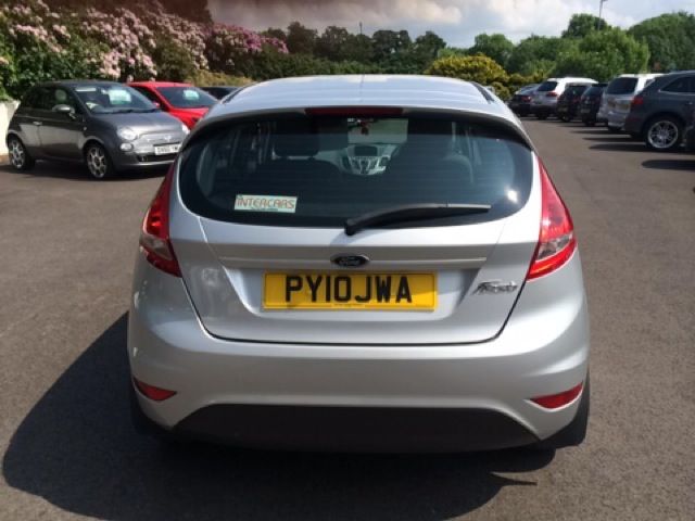 2010 Ford Fiesta 1.4 EDGE 5d image 4
