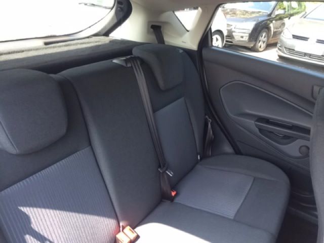 2010 Ford Fiesta 1.4 EDGE 5d image 8
