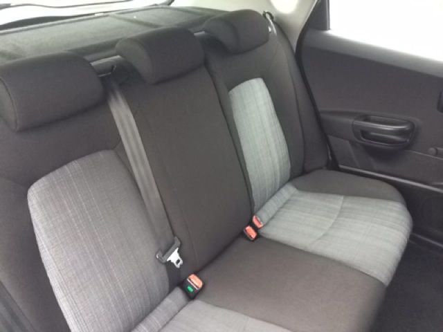 2012 KIA Ceed 1.4 1 5d image 7