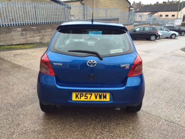 2007 Toyota Yaris 1.4 SR D-4D 5d image 3