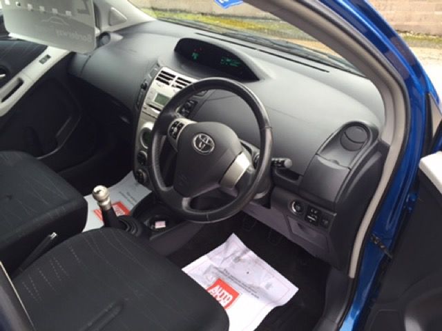2007 Toyota Yaris 1.4 SR D-4D 5d image 6