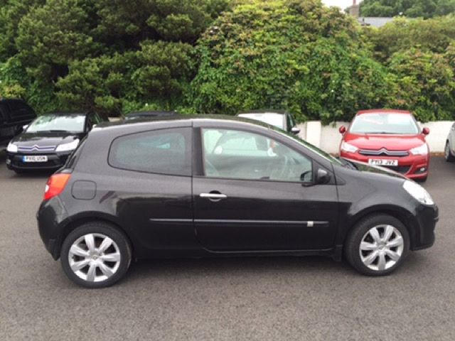 2008 Renault Clio 1.1E S 16V 3d image 2