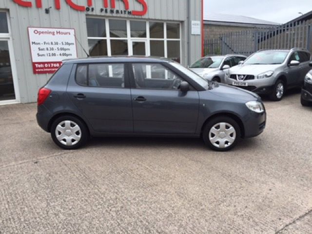 2008 Skoda Fabia 1.2 5d image 2