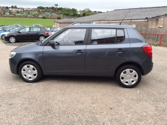 2008 Skoda Fabia 1.2 5d image 4