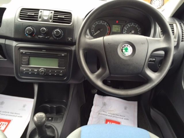 2008 Skoda Fabia 1.2 5d image 9