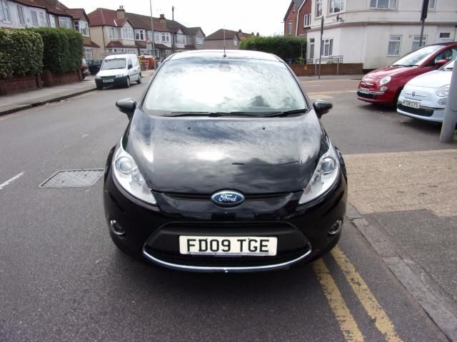 2009 Ford Fiesta 1.4 Titanium 5d image 4