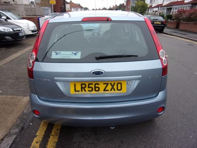2006 Ford Fiesta 1.4 Ghia 16V 5d image 3
