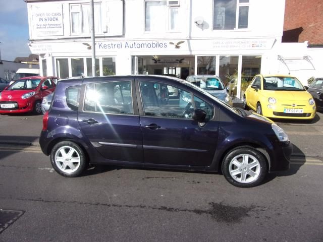 2008 Renault Grand Modus 1.1 5d image 4