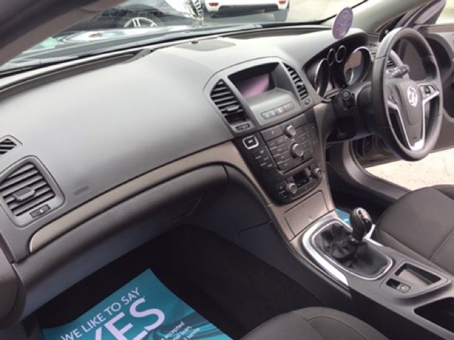 2012 Vauxhall Insignia 2.0 CDTI S/S 5d image 10