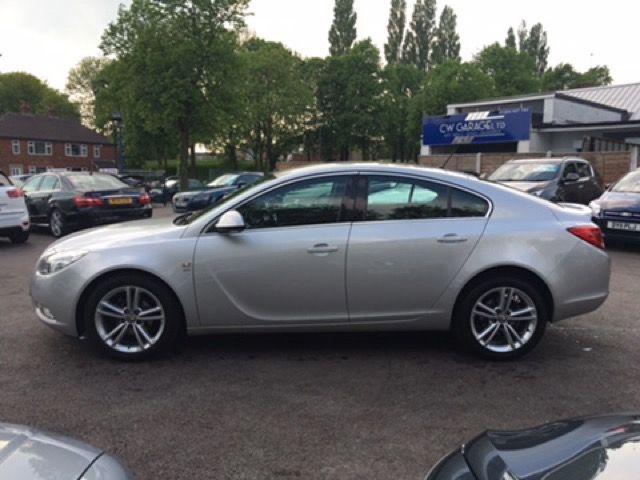 2010 Vauxhall Insignia 2.0 SRI CDTI 5d image 4