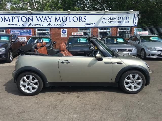 2007 Mini Convertible 1.6 One 2d image 2