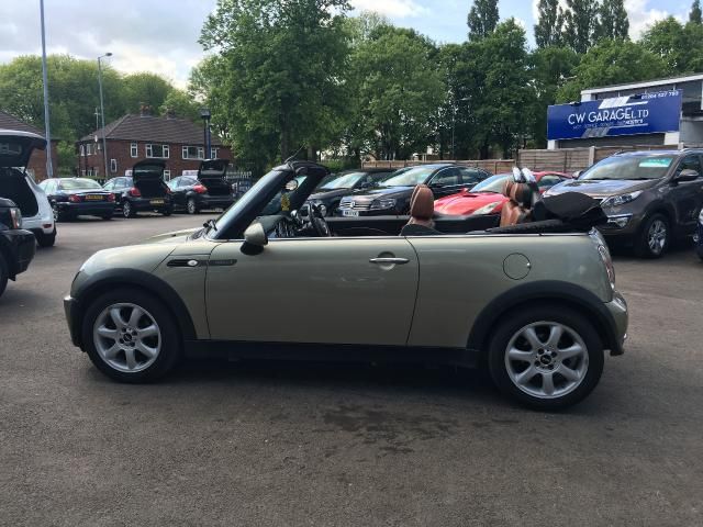 2007 Mini Convertible 1.6 One 2d image 4