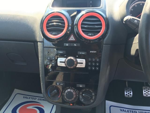 2011 Vauxhall Corsa 1.2 3d image 8