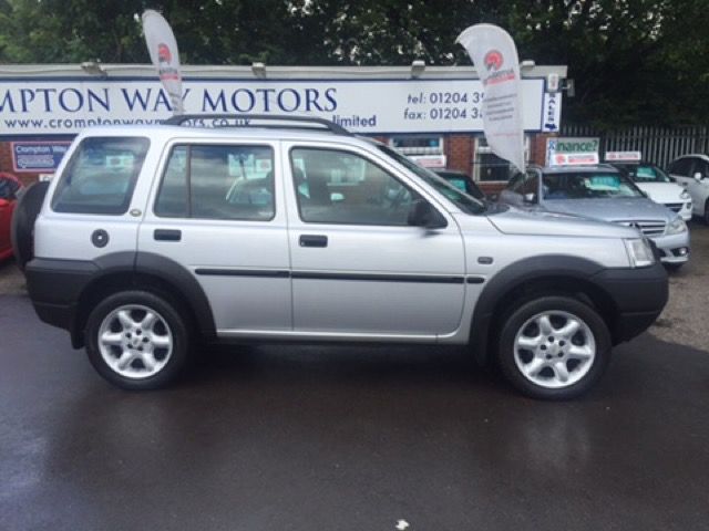 2003 Land Rover Freelander 2.0 TD4 5d image 2