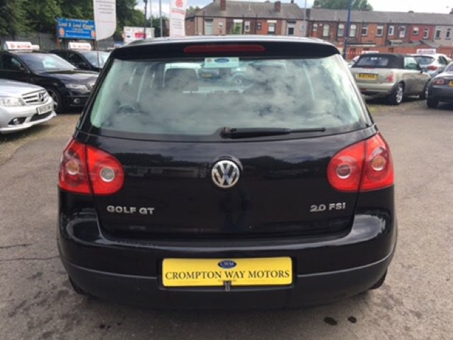 2004 Volkswagen Golf 2.0 GT FSI 5d image 3