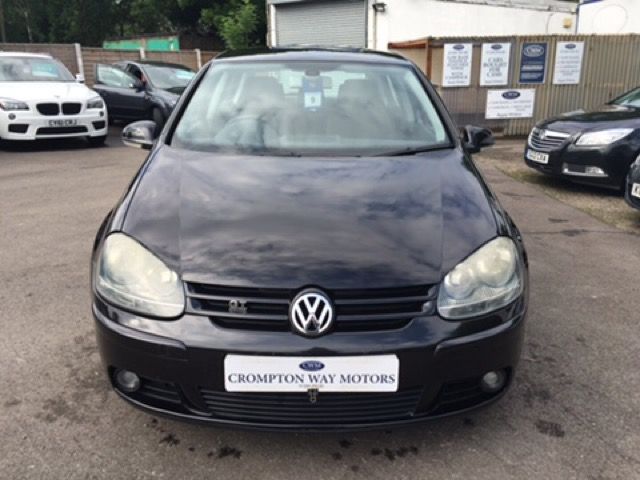 2004 Volkswagen Golf 2.0 GT FSI 5d image 5