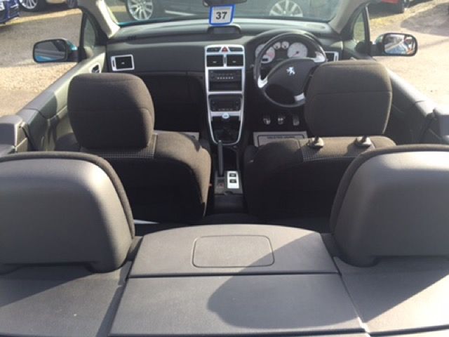 2006 Peugeot 307 S Coupe 2d image 7