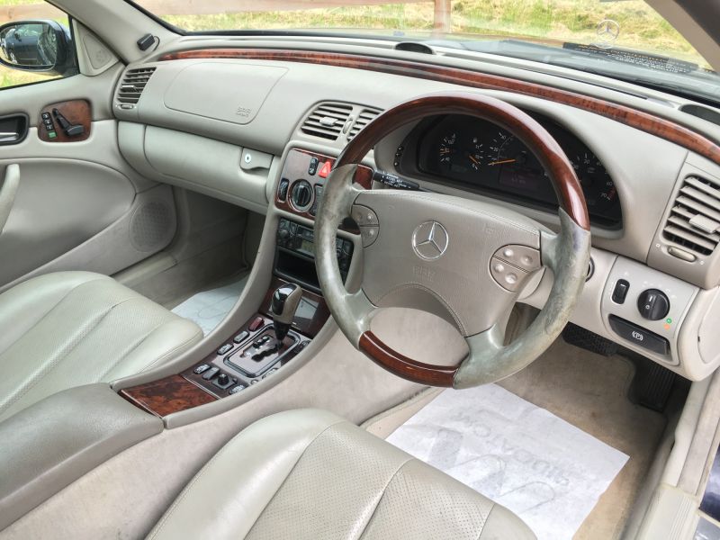 2001 Mercedes-Benz CLK 320 image 5