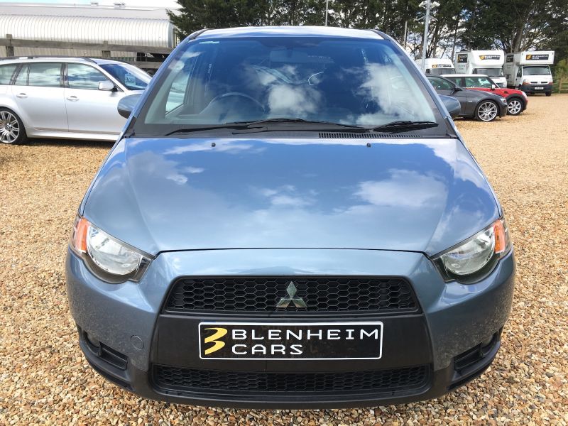 2009 Mitsubishi Colt 1.3 image 2