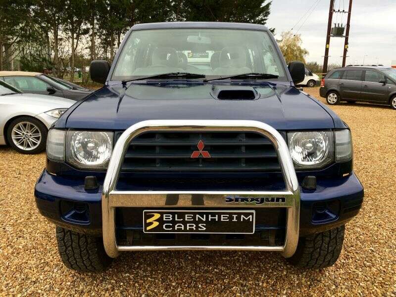 1997 Mitsubishi Shogun 2.8 GLS TD image 2
