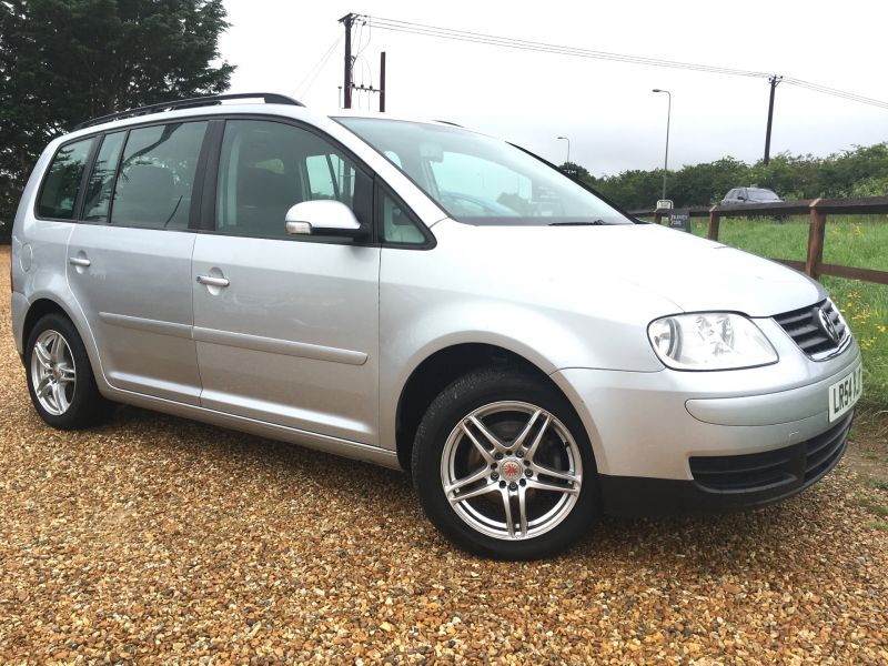 2004 Volkswagen Touran 1.9 TDI PD SE image 1
