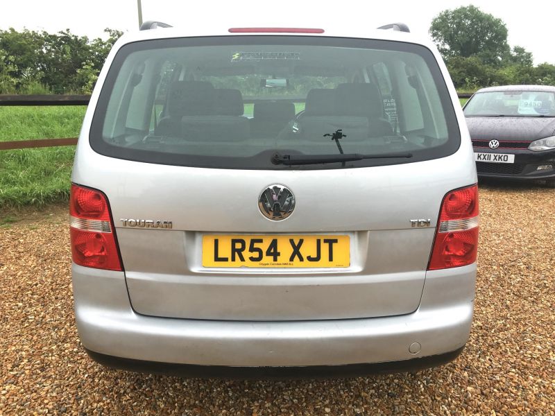 2004 Volkswagen Touran 1.9 TDI PD SE image 3