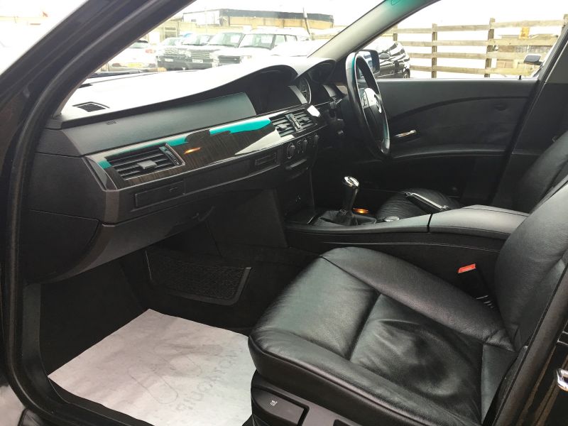 2005 BMW 5 Series 520d SE image 7