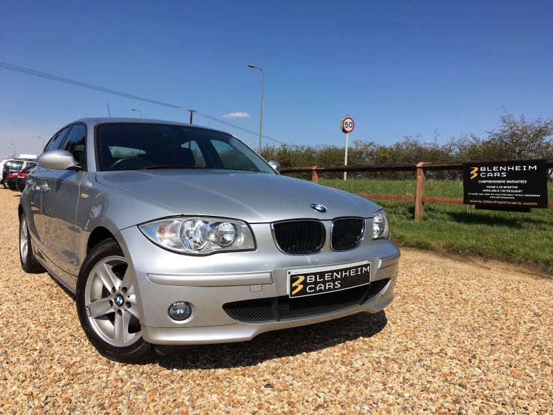 2005 BMW 1 Series 120i SE image 1