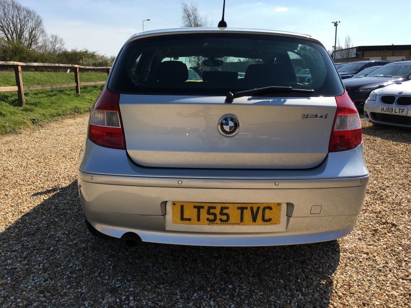 2005 BMW 1 Series 120i SE image 4