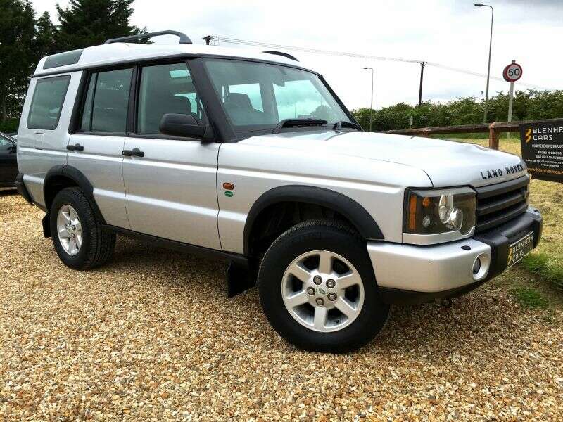 2003 Land Rover Discovery 2.5 Td5 GS image 1