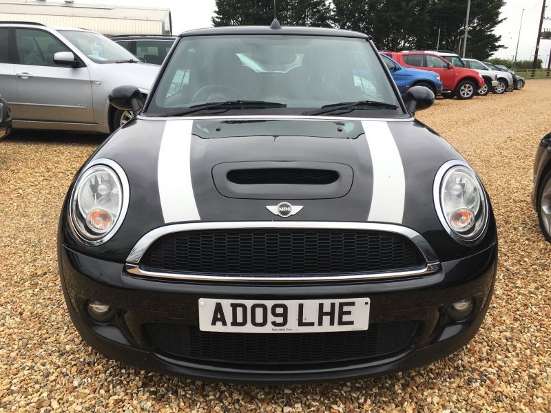 2009 MINI Convertible 1.6 Cooper S image 2