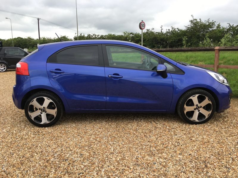 2013 Kia Rio 1.4 CRDi image 4