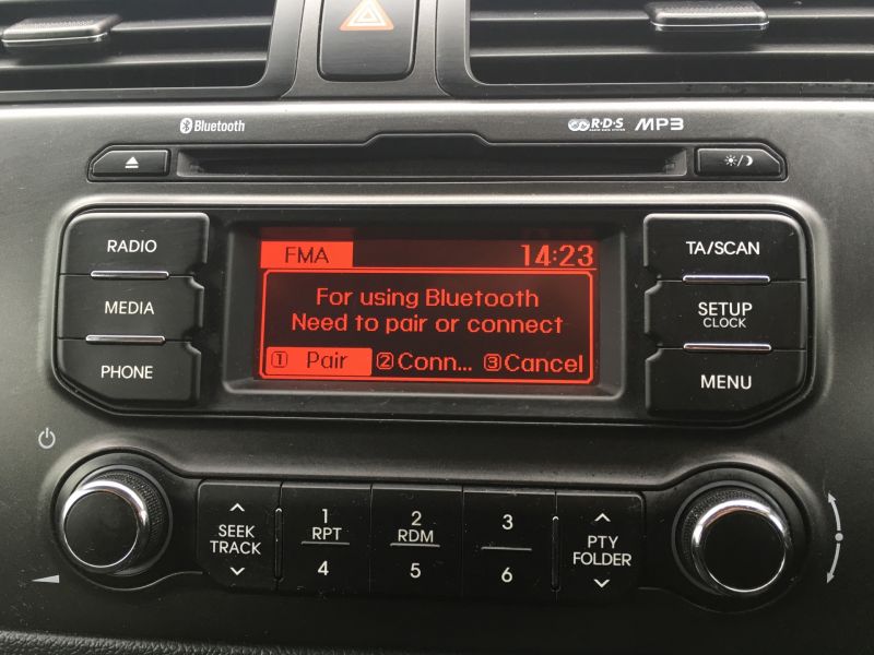 2013 Kia Rio 1.4 CRDi image 7