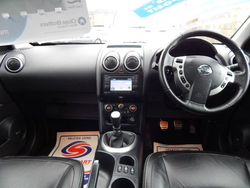 2013 Nissan Qashqai TEKNA IS DCIS/S image 6