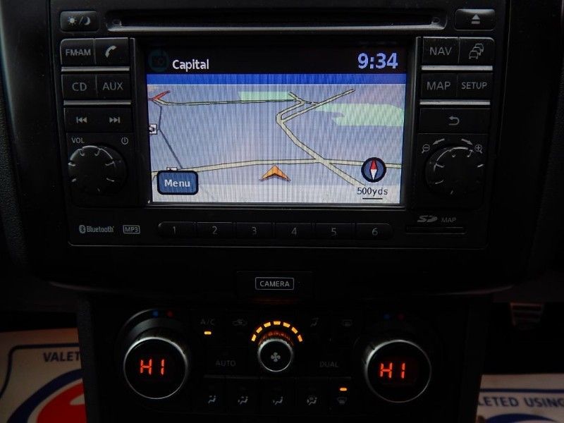 2013 Nissan Qashqai TEKNA IS DCIS/S image 8