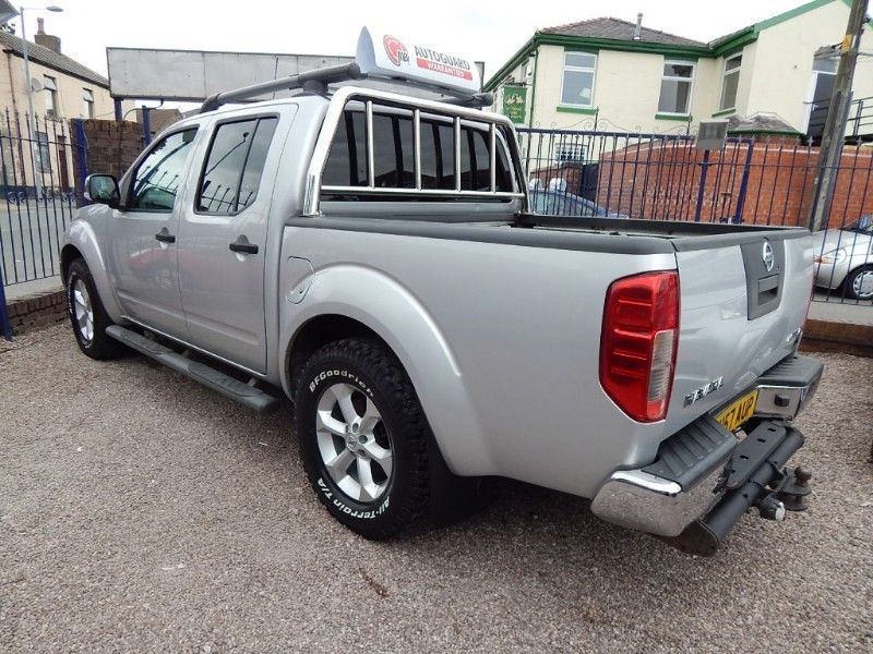 2007 Nissan Navara AVENTURA DCI image 3