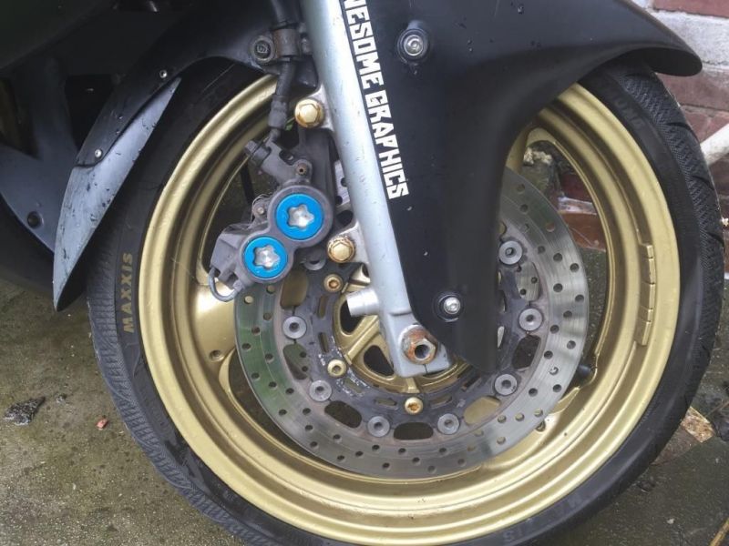 1998 Yamaha YZF 600 Thundercat 600cc image 6