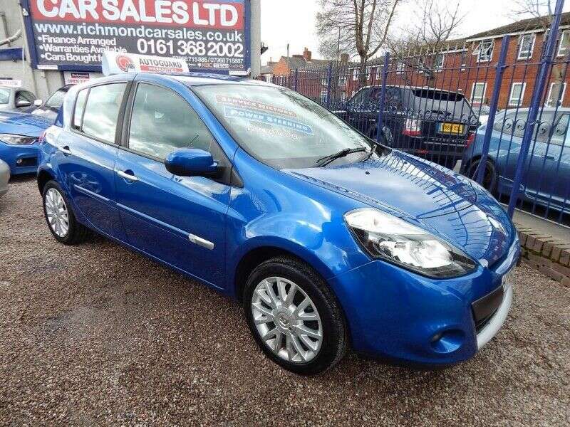 2010 Renault Clio Dynamique TOMTOM TCE image 1