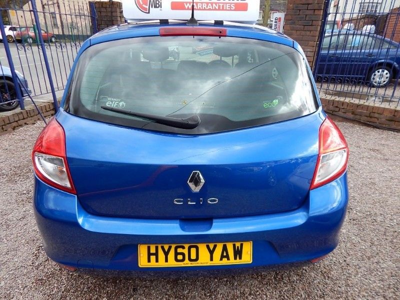 2010 Renault Clio Dynamique TOMTOM TCE image 3