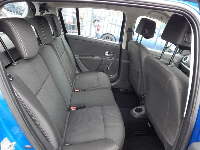 2010 Renault Clio Dynamique TOMTOM TCE image 6