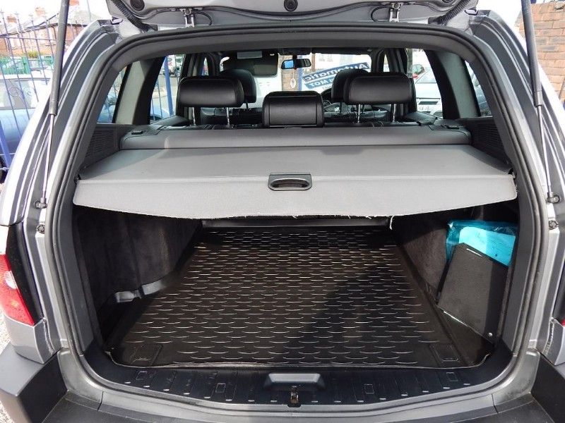 2004 BMW X3 SE image 8