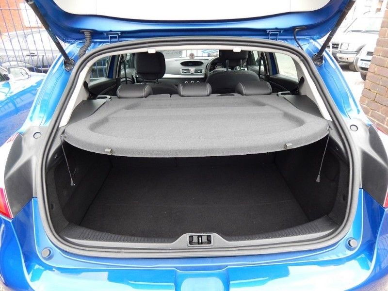 2010 Renault Megane DYNAMIQUE VVT image 9