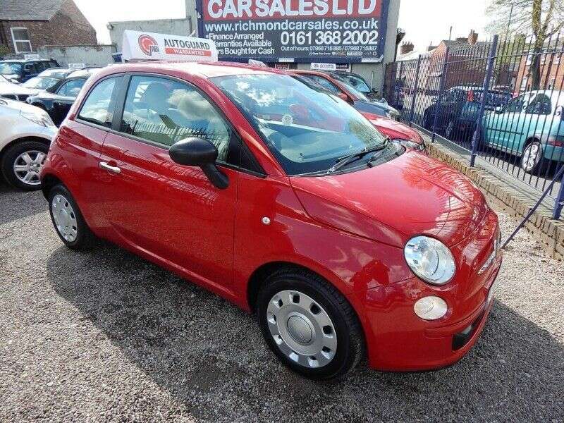 2011 Fiat 500 POP image 1