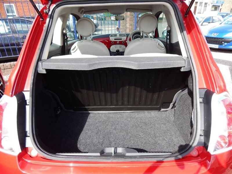 2011 Fiat 500 POP image 8