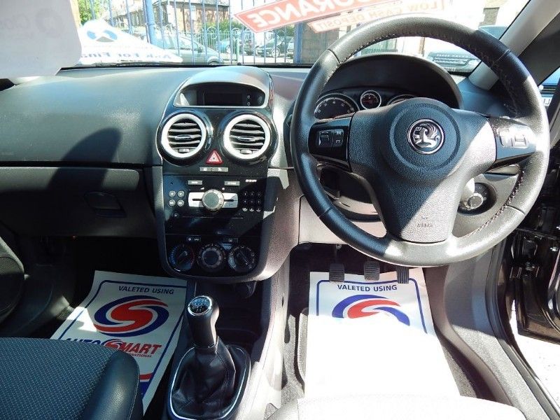 2009 Vauxhall Corsa Design 16V image 6