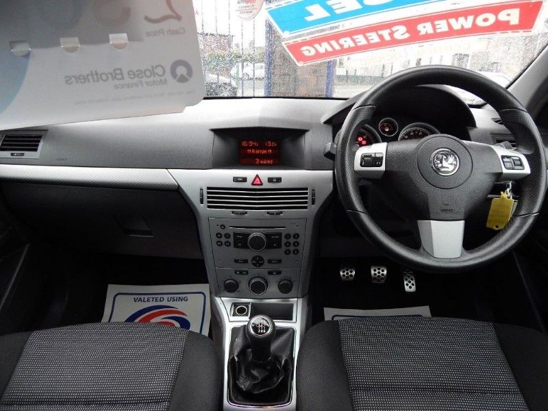 2006 Vauxhall Astra 1.9 SRI CDTI image 7