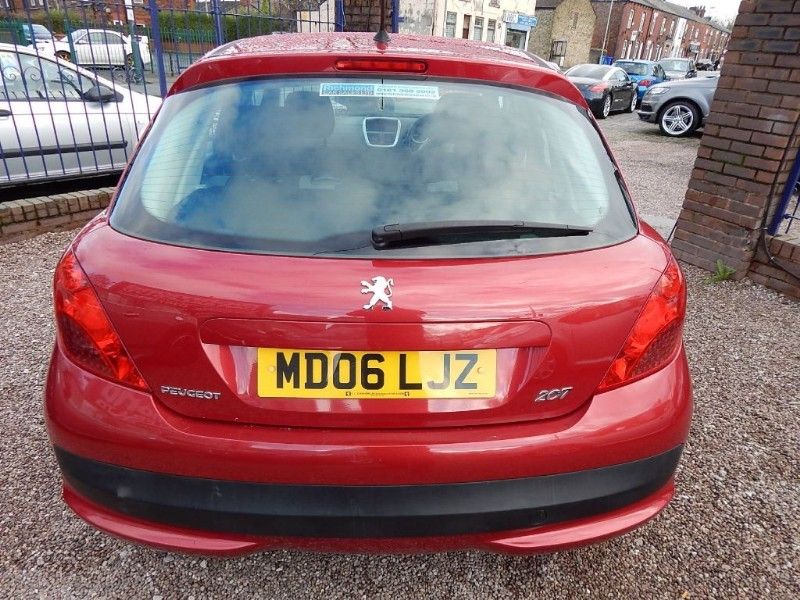 2006 Peugeot 207 1.4 S image 3