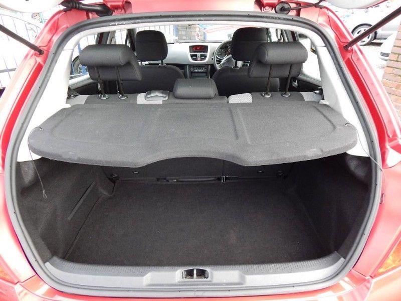 2006 Peugeot 207 1.4 S image 8