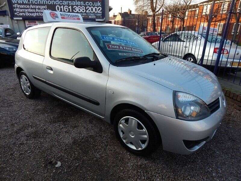 2006 Renault Clio 1.1 Campus 8V image 1