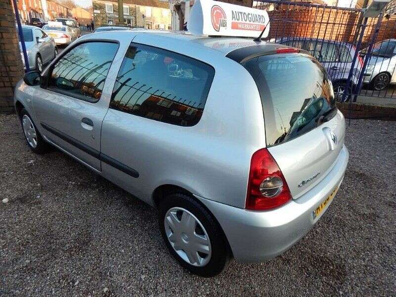 2006 Renault Clio 1.1 Campus 8V image 2